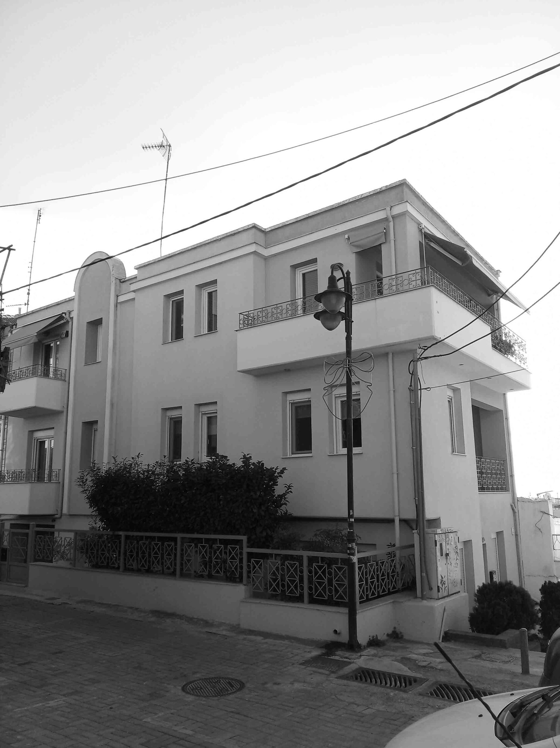 Detached house in Sykies (Thessaloniki, 2002)
