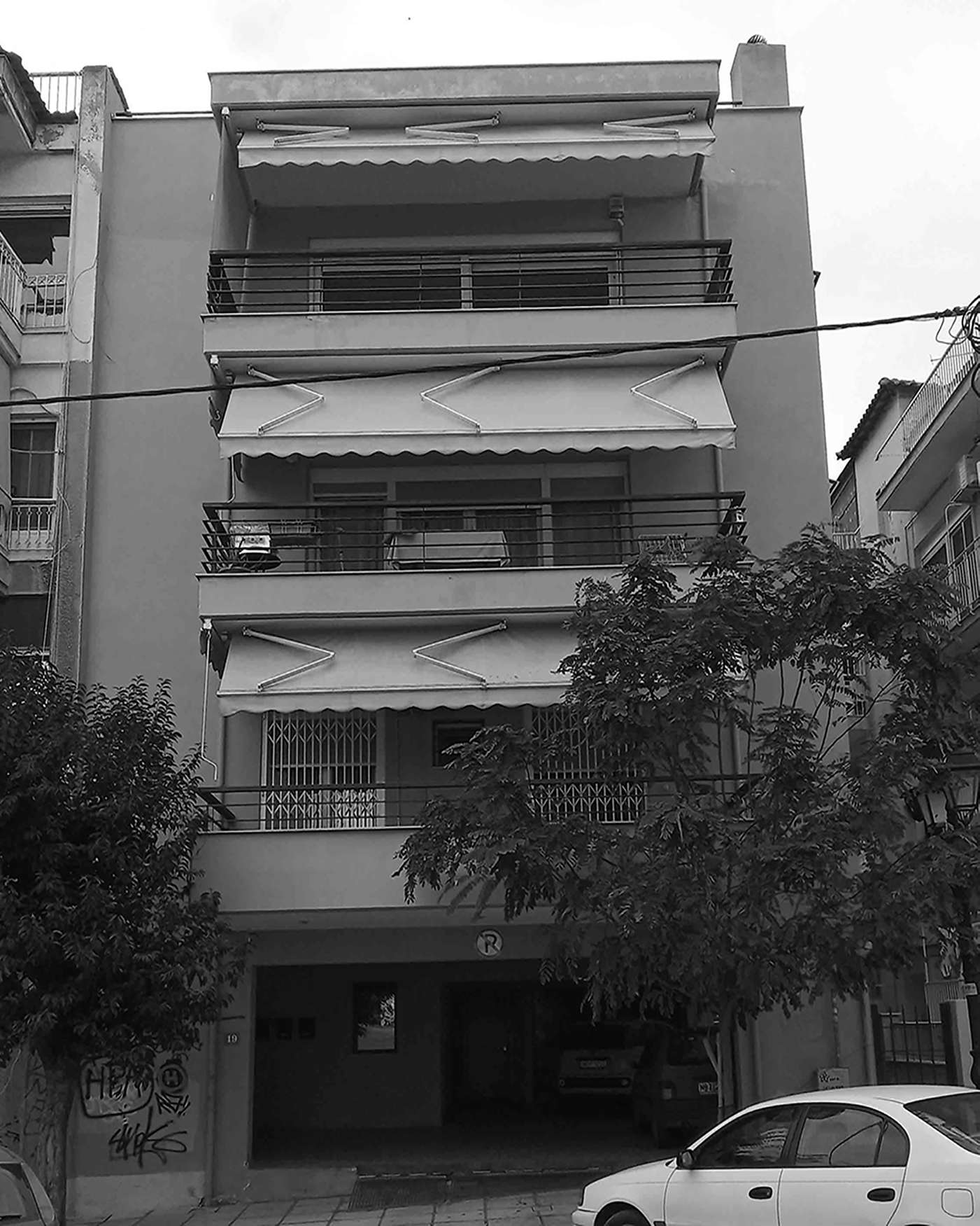 Apartment building in 40 Ekklisies (Thessaloniki, 2005 – contractor company: ANADOMI SA)